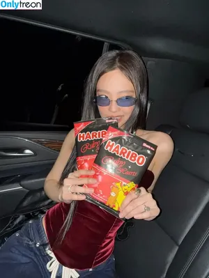 Jennie | BLΛƆKPIИK / Blackpink / jennierubyjane / sheflieshigh nude photo #2425