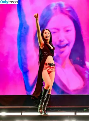 Jennie | BLΛƆKPIИK / Blackpink / jennierubyjane / sheflieshigh nude photo #2467
