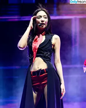 Jennie | BLΛƆKPIИK / Blackpink / jennierubyjane / sheflieshigh nude photo #2469