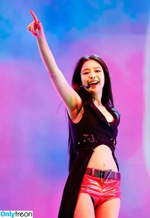Jennie | BLΛƆKPIИK / Blackpink / jennierubyjane / sheflieshigh nude photo #2474