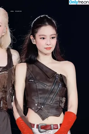 Jennie | BLΛƆKPIИK / Blackpink / jennierubyjane / sheflieshigh nude photo #2858