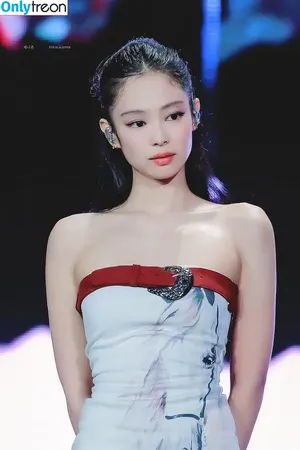 Jennie | BLΛƆKPIИK / Blackpink / jennierubyjane / sheflieshigh nude photo #2880