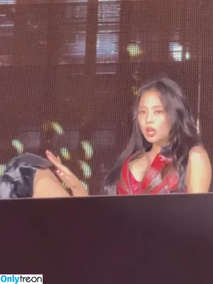 Jennie | BLΛƆKPIИK / Blackpink / jennierubyjane / sheflieshigh nude photo #2919