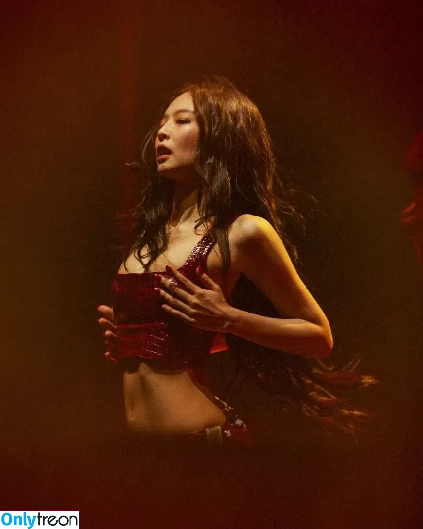 Jennie | BLΛƆKPIИK nude photo #2403 (Blackpink / jennierubyjane / sheflieshigh)