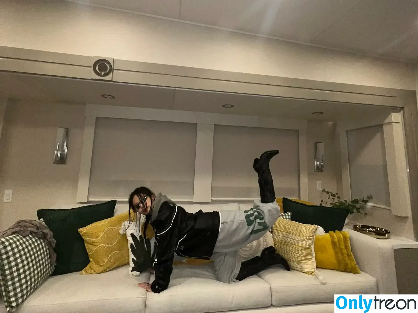Jennie | BLΛƆKPIИK nude photo #2436 (Blackpink / jennierubyjane / sheflieshigh)