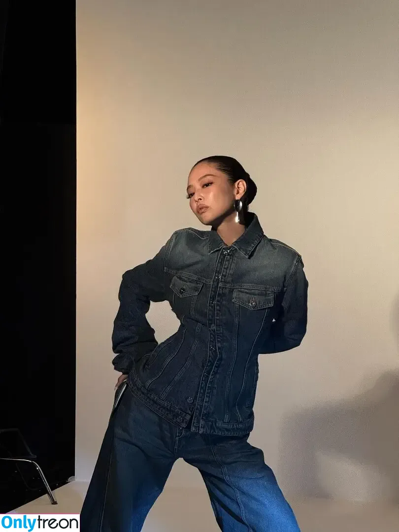 Jennie | BLΛƆKPIИK nude photo #2842 (Blackpink / jennierubyjane / sheflieshigh)