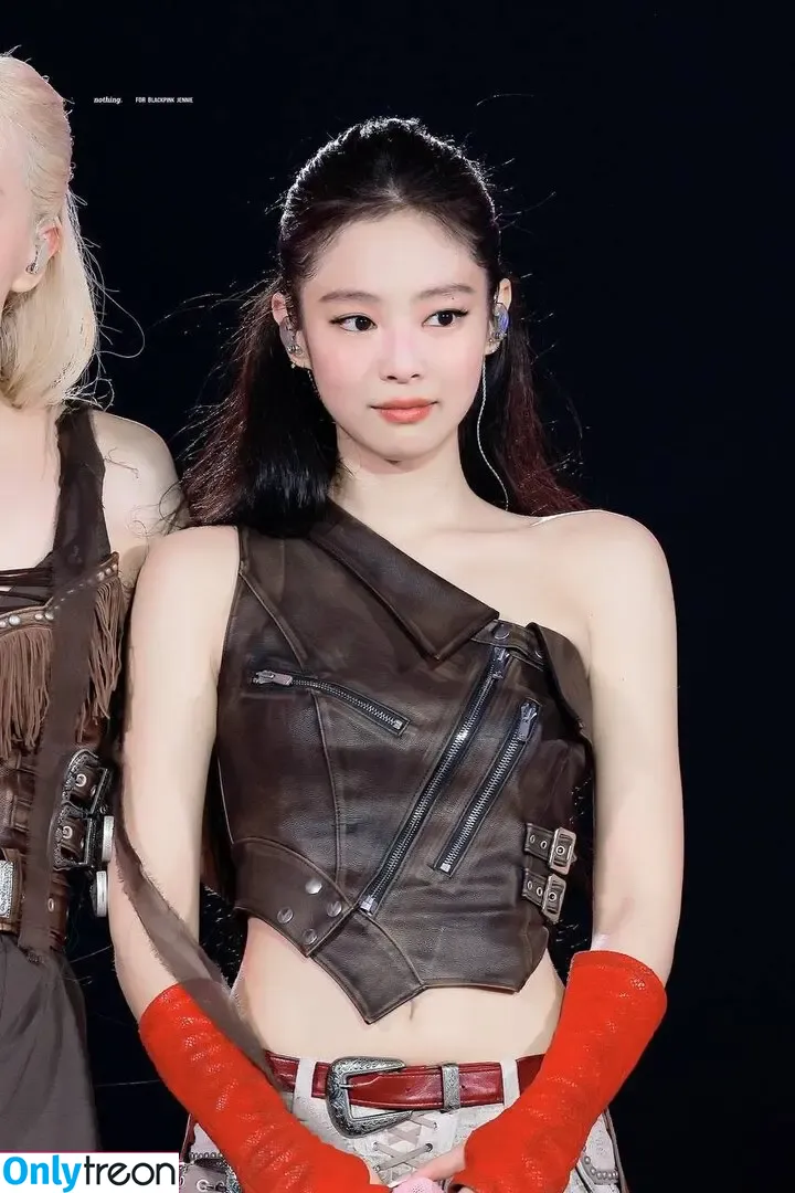 Jennie | BLΛƆKPIИK nude photo #2857 (Blackpink / jennierubyjane / sheflieshigh)