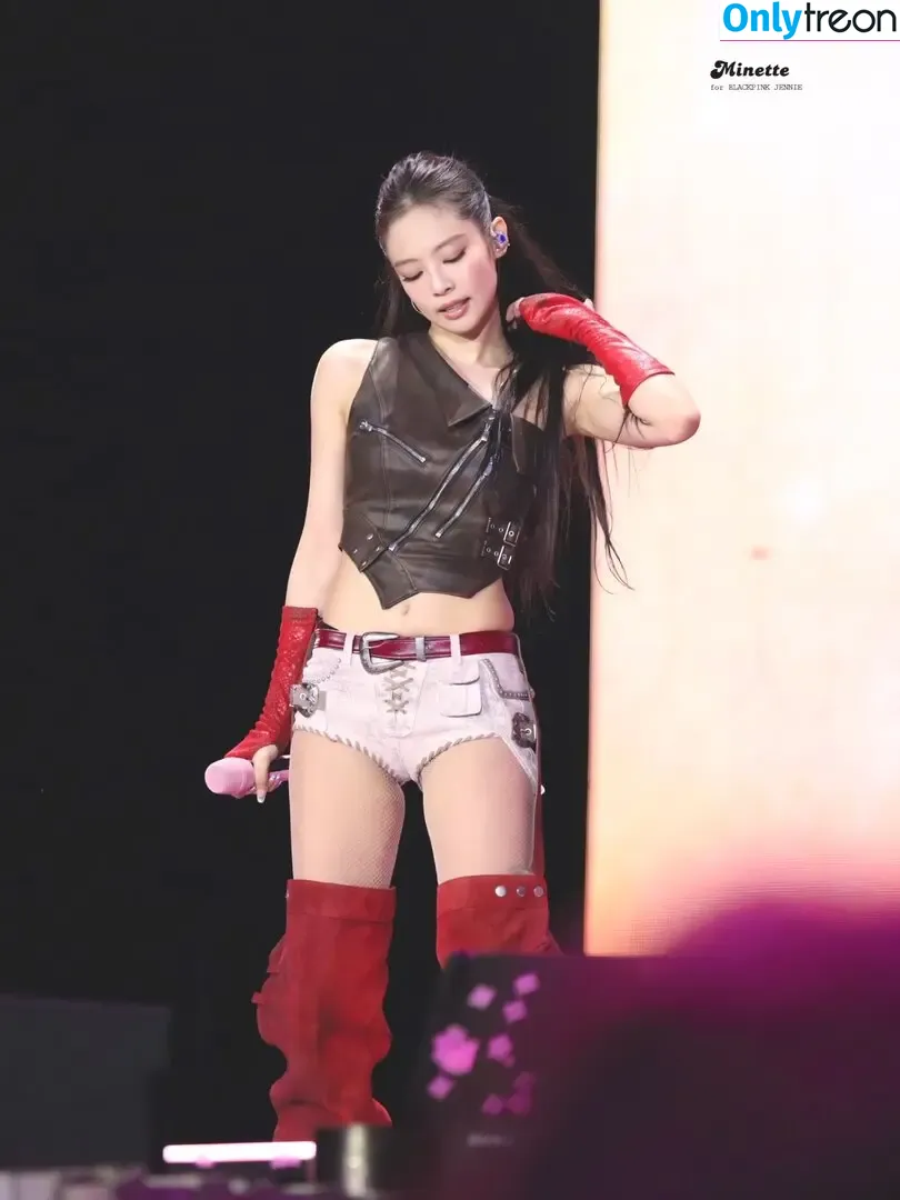 Jennie | BLΛƆKPIИK nude photo #2885 (Blackpink / jennierubyjane / sheflieshigh)