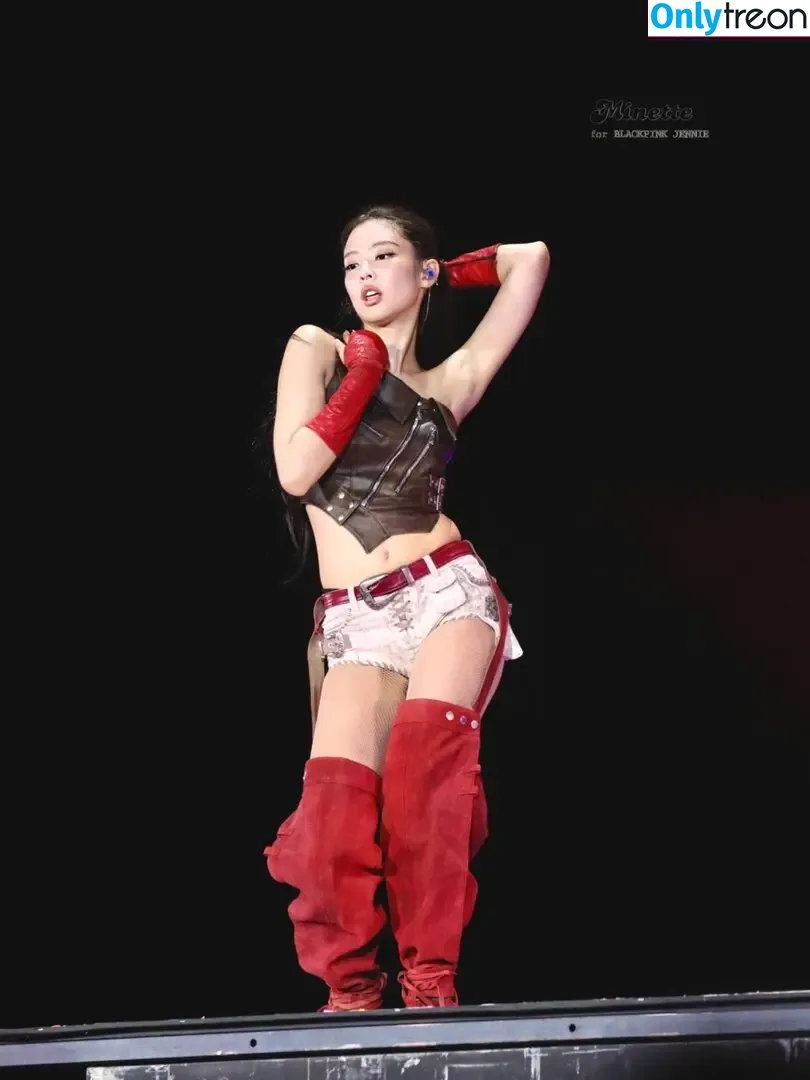 Jennie | BLΛƆKPIИK nude photo #2886 (Blackpink / jennierubyjane / sheflieshigh)
