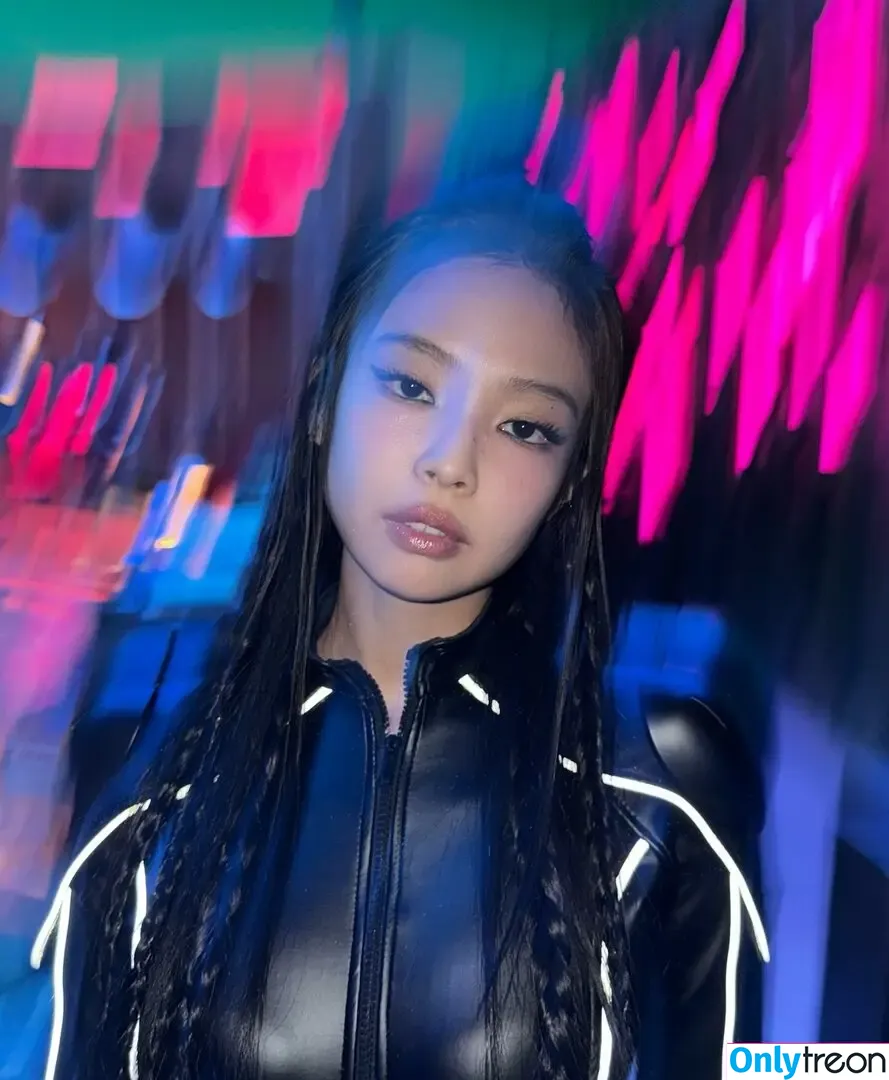 Jennie | BLΛƆKPIИK nude photo #2912 (Blackpink / jennierubyjane / sheflieshigh)