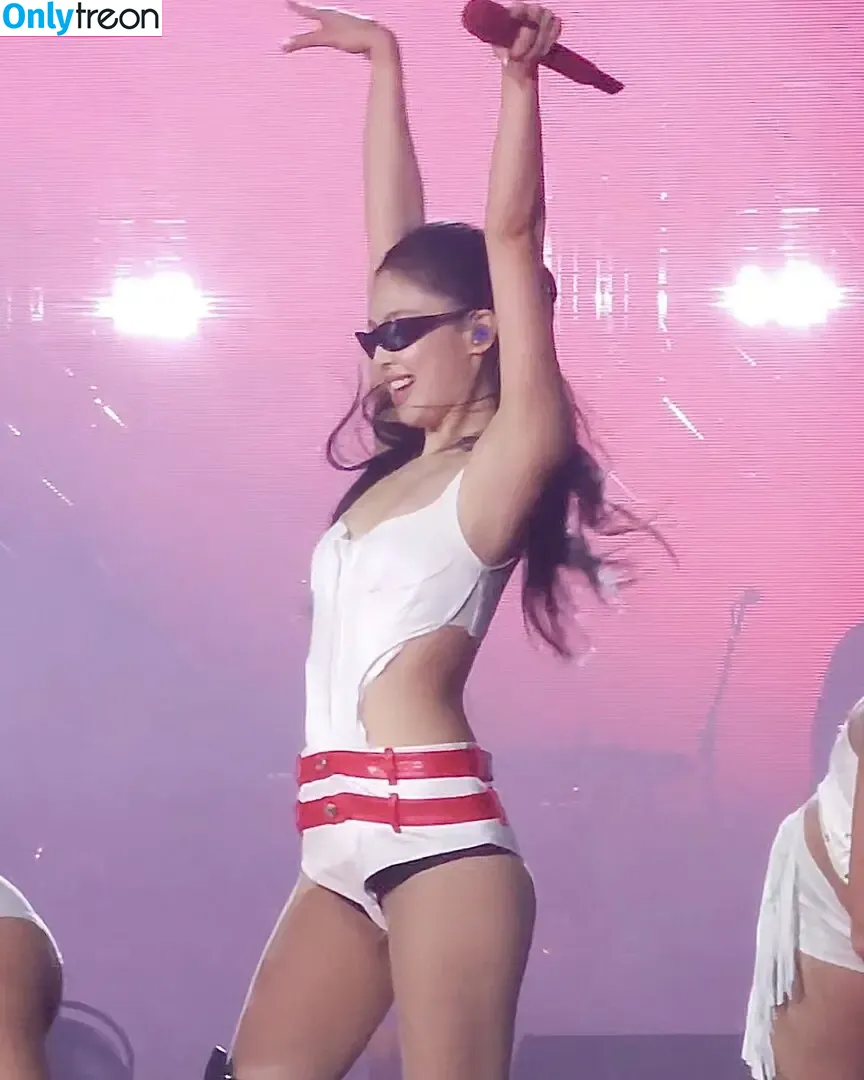 Jennie | BLΛƆKPIИK nude photo #2934 (Blackpink / jennierubyjane / sheflieshigh)