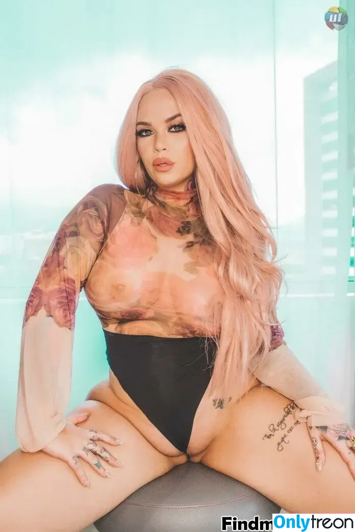 Jennifer Aboul nude photo #0025 (missrabbitliciousss)