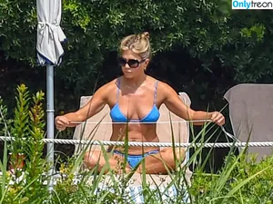 Jennifer Aniston / jenniferaniston nude photo #0780
