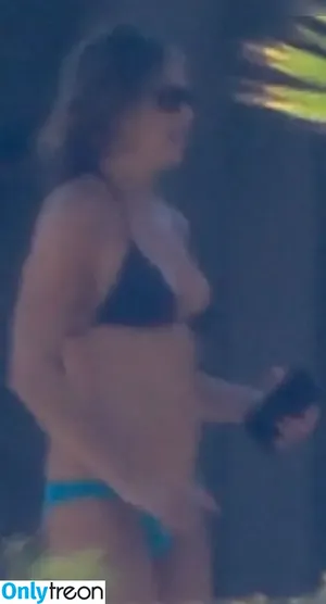 Jennifer Aniston / jenniferaniston nude photo #0805