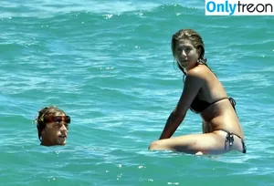 Jennifer Aniston / jenniferaniston nude photo #0880
