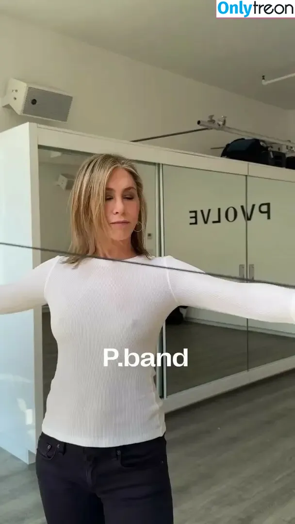 Jennifer Aniston nude photo #0494 (jenniferaniston)