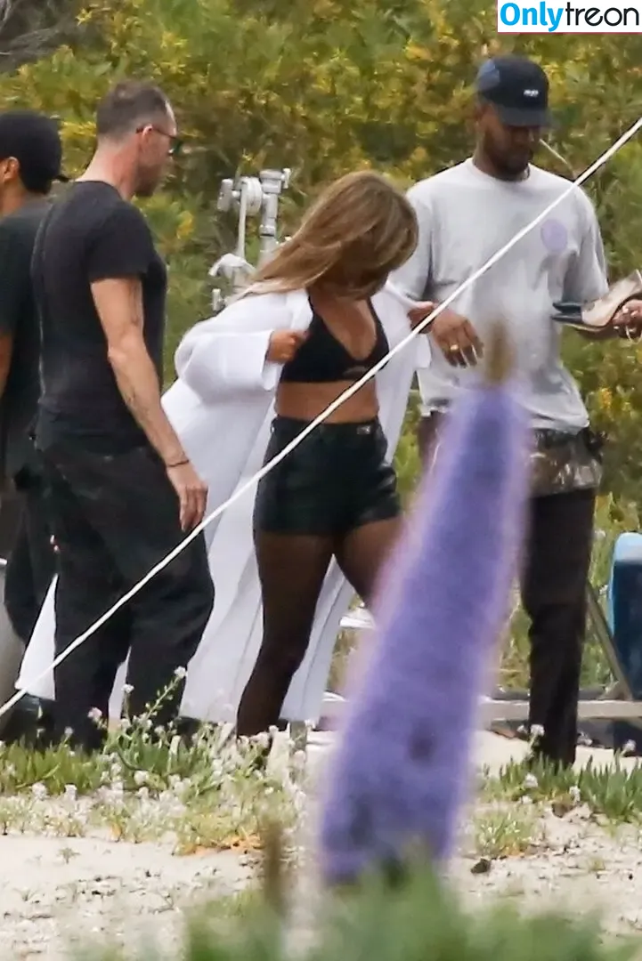Jennifer Aniston nude photo #0824 (jenniferaniston)