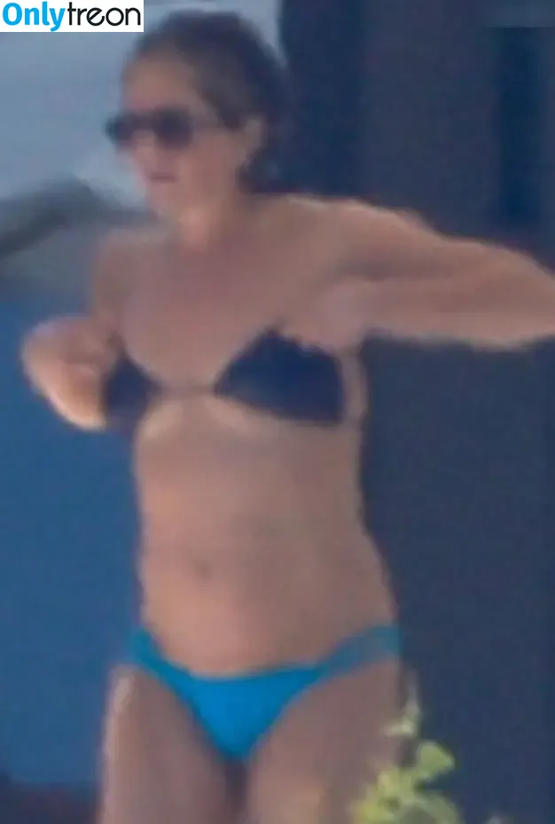 Jennifer Aniston nude photo #0827 (jenniferaniston)