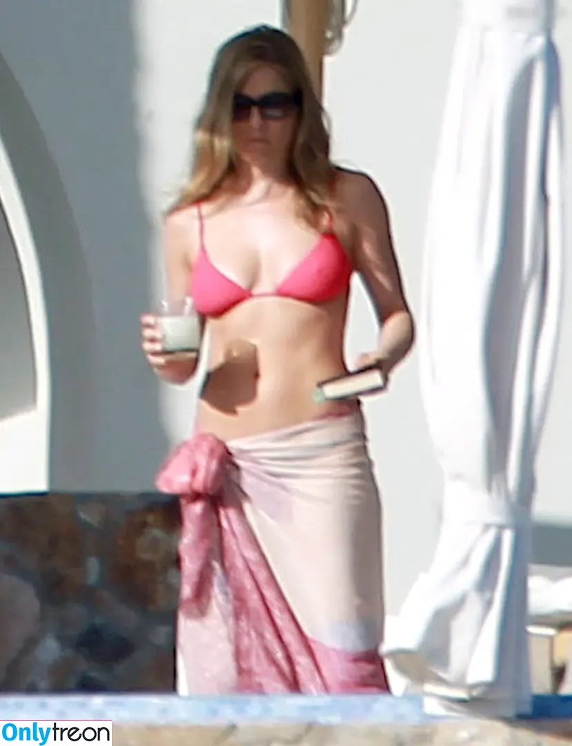 Jennifer Aniston nude photo #0930 (jenniferaniston)