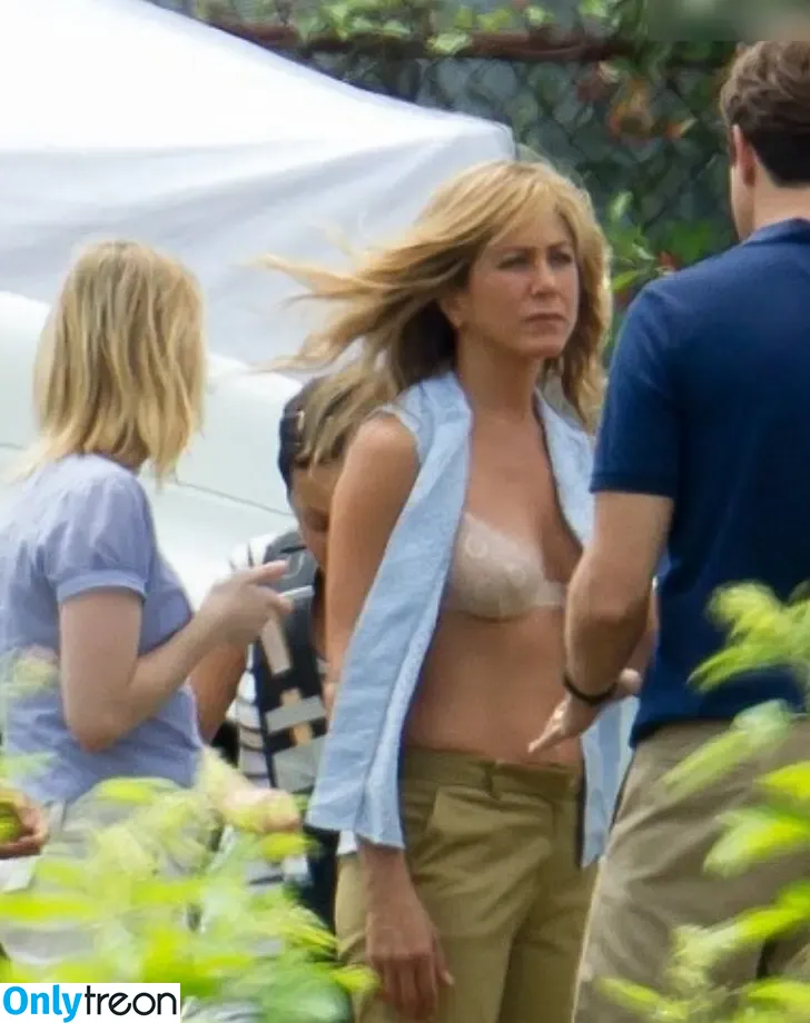 Jennifer Aniston nude photo #0983 (jenniferaniston)