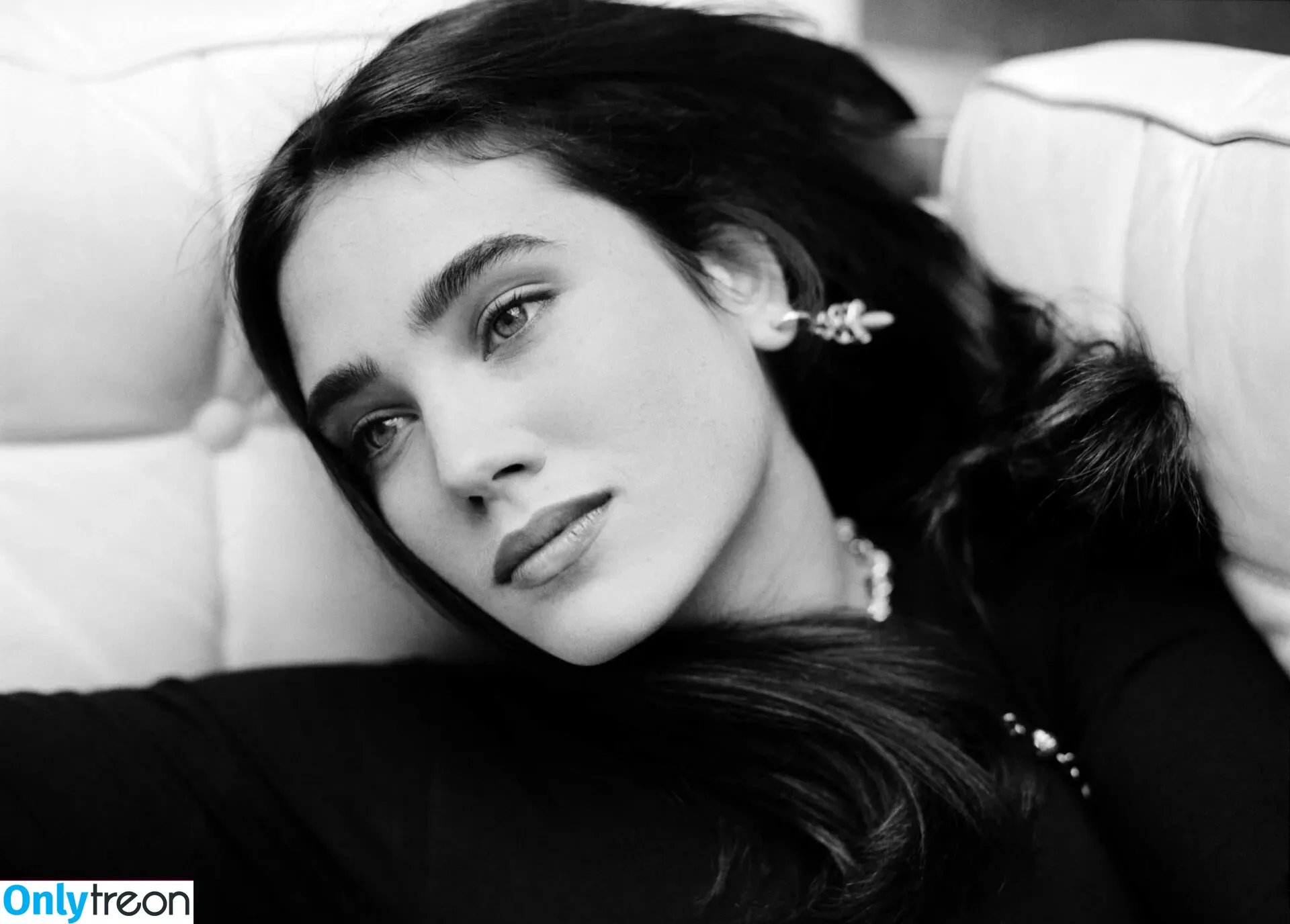 Jennifer Connelly nude photo #0195 (jenniferconnelly_)