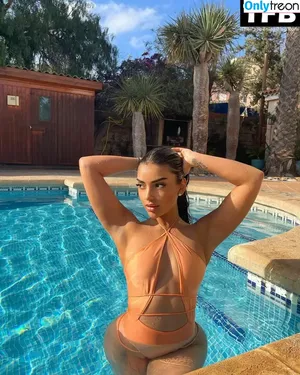  nude photo #0009