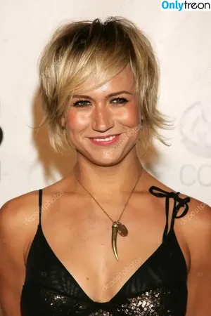 Jennifer Landon / thejenlandon nude photo #0006