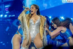Jennifer Lopez / JLo / jennifer_jlo nude photo #4799