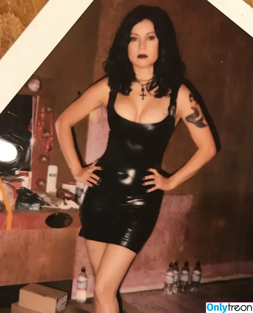 Jennifer Tilly nude photo #0127 (jennifertilly / tillyann)