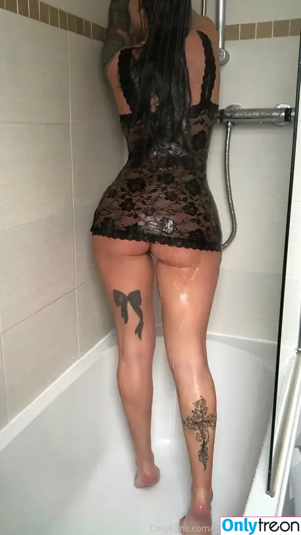 jennnnniferthomson nude photo #1191 (jennnnniferthomson2)