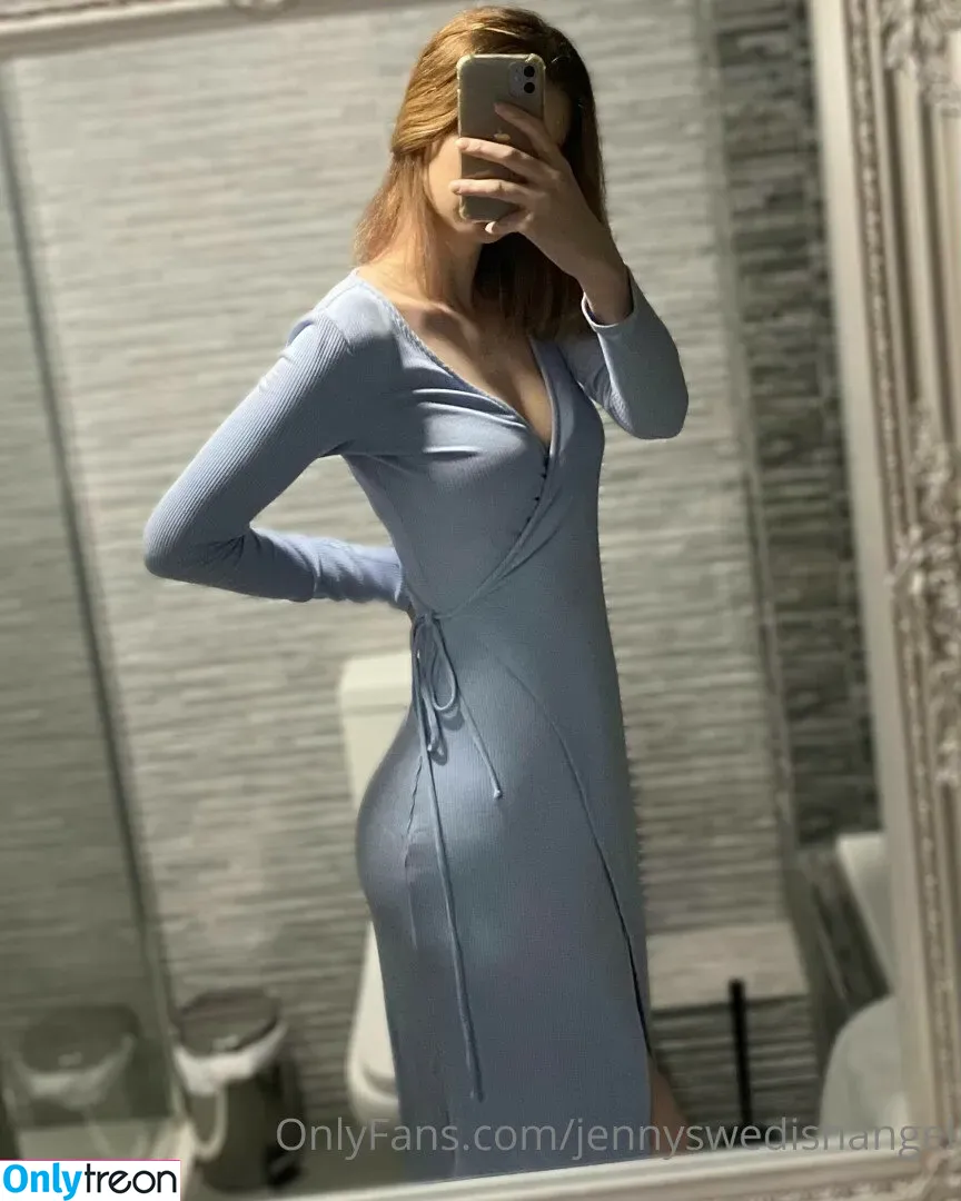 Jenny Larsson nude photo #0008 (jennyswedishangel / larssonjenny)
