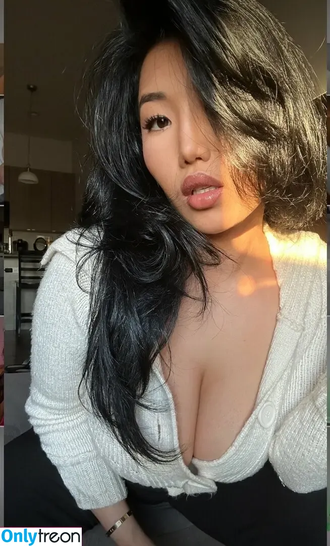 Jenny Nguyen nude photo #0007 (Jenny Nguyen)