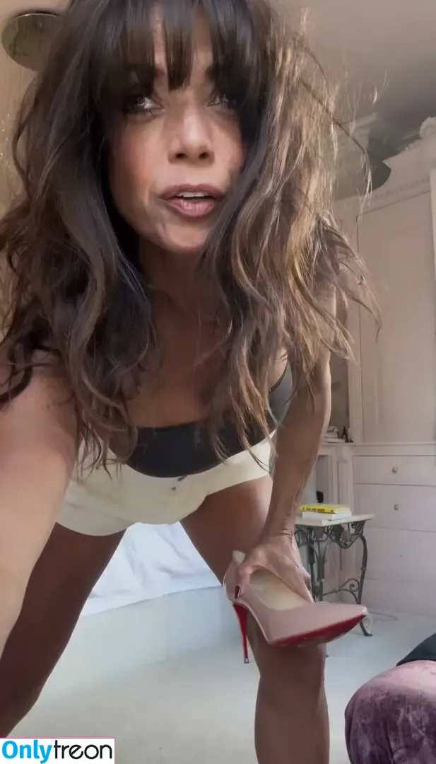 Jenny Powell nude photo #0305 (jennypowelltv)
