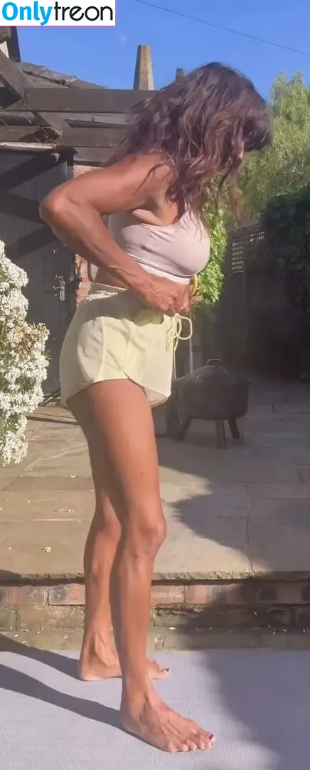 Jenny Powell nude photo #0319 (jennypowelltv)