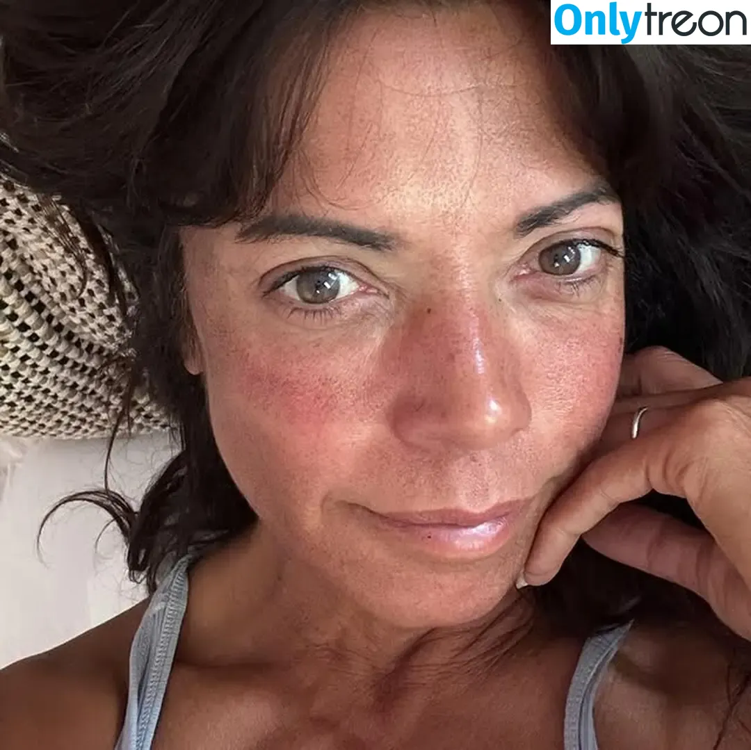 Jenny Powell nude photo #0339 (jennypowelltv)