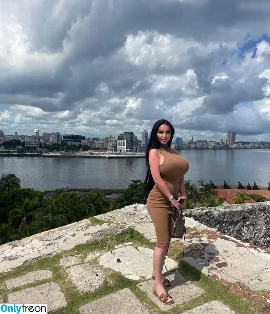 Jennydolce_90 bzw Jennybn90 nude photo #0004 (jennybn90)