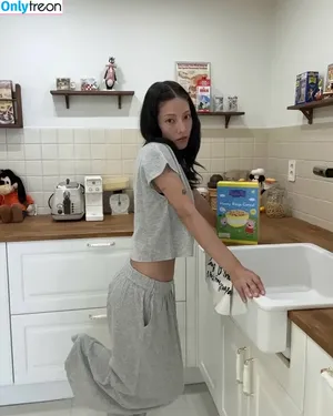 Jeon Jisu / G.su / jeonjisu92 / 지구지수 nude photo #0576