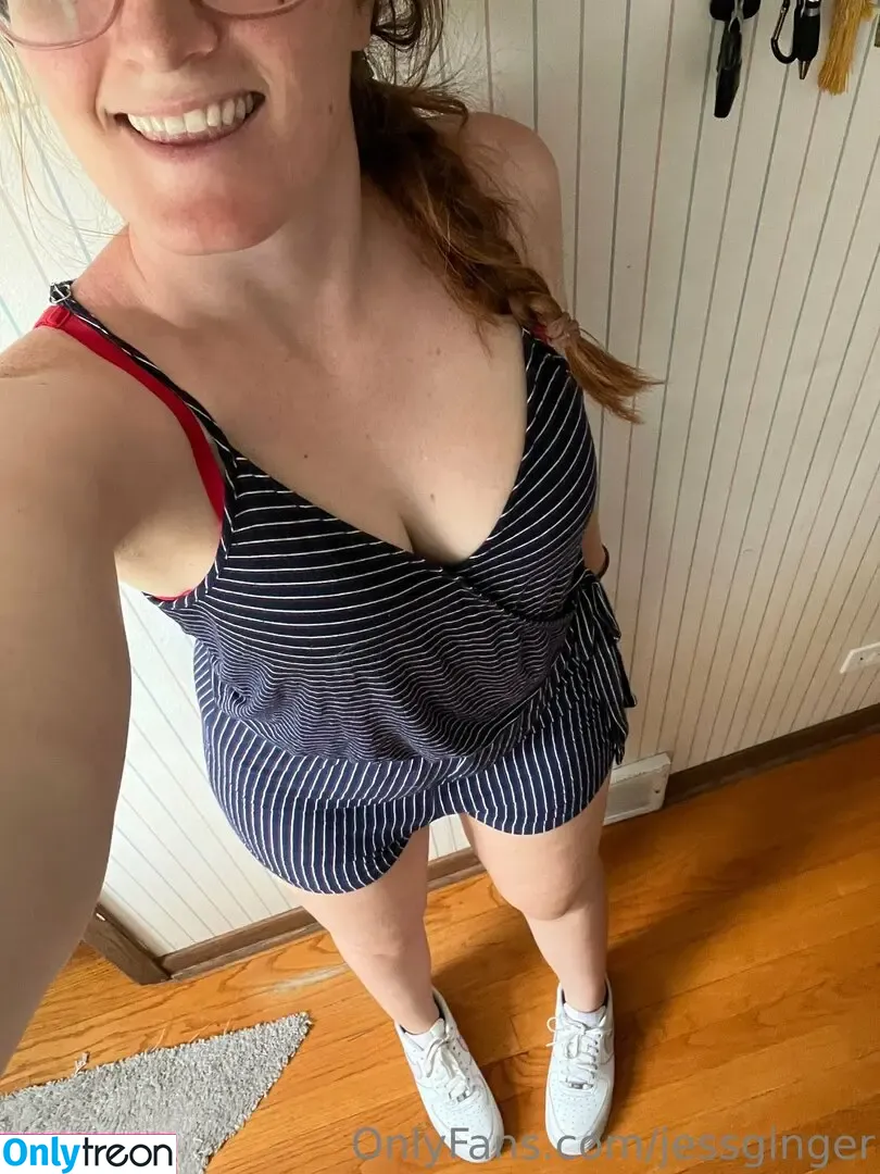 jessginger nude photo #0052 (jessgingerr)