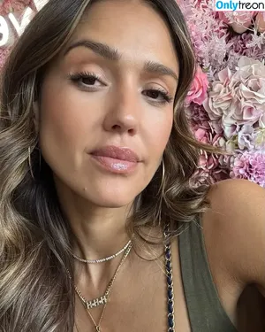 Jessica Alba / jessicaalba nude photo #2678