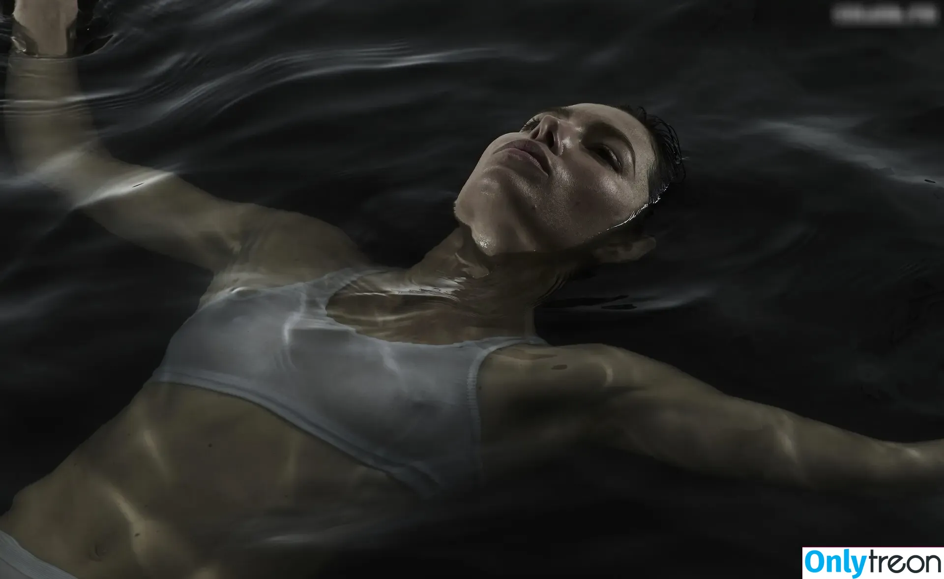 Jessica Biel nude photo #0887 (JessicaBiel / jessica_biel)