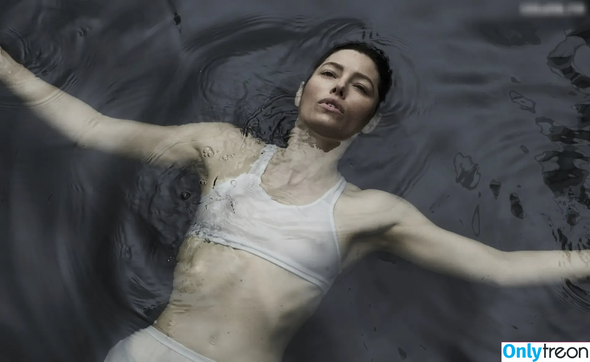 Jessica Biel nude photo #0892 (JessicaBiel / jessica_biel)