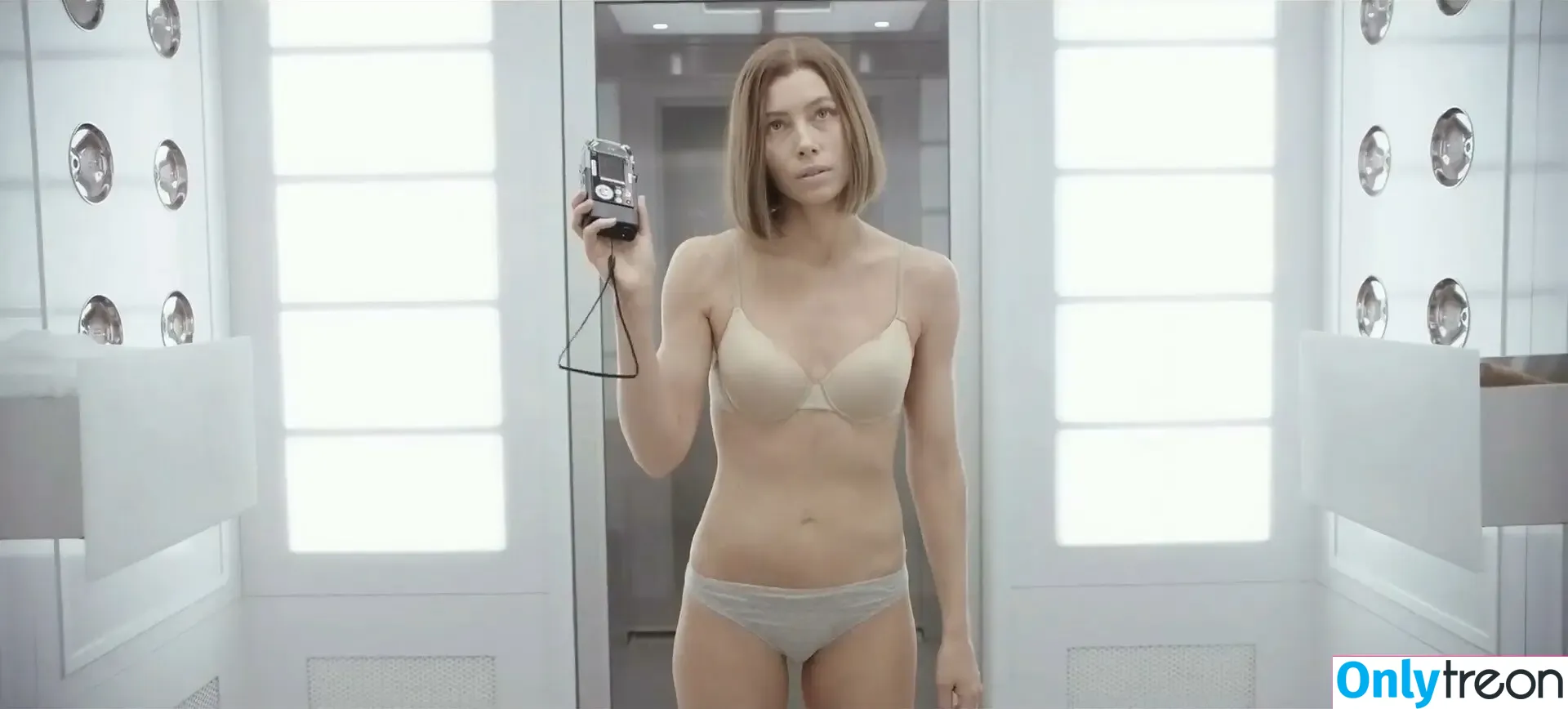 Jessica Biel nude photo #0992 (JessicaBiel / jessica_biel)