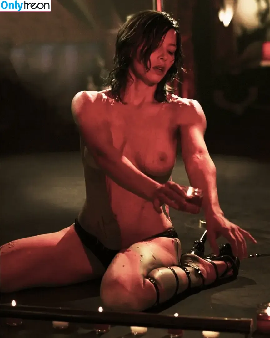 Jessica Biel nude photo #0998 (JessicaBiel / jessica_biel)
