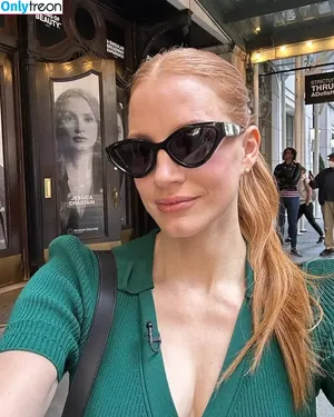 Jessica Chastain / jessicachastain nude photo #0499