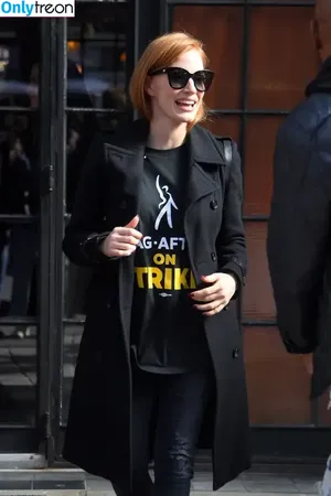 Jessica Chastain / jessicachastain nude photo #0787