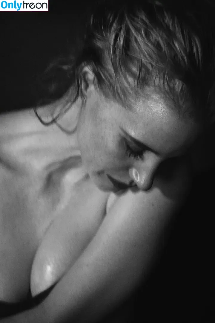 Jessica Chastain nude photo #0145 (jessicachastain)