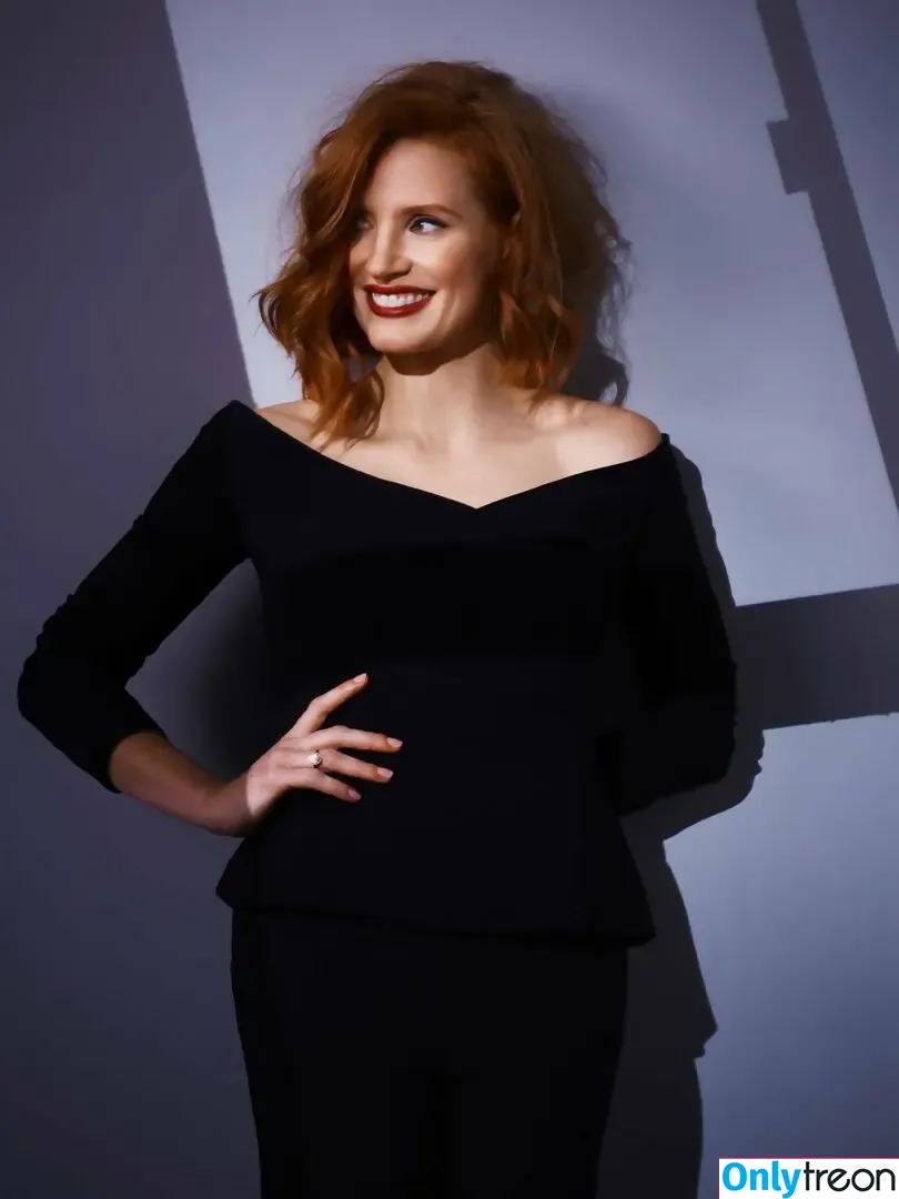 Jessica Chastain nude photo #1170 (jessicachastain)