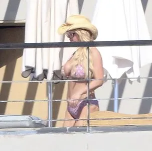 Jessica Simpson / 52529184 / JessicaSimpson nude photo #0057
