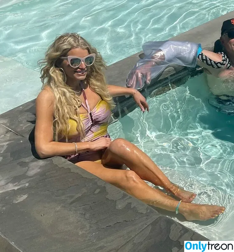 Jessica Simpson nude photo #0308 (52529184 / JessicaSimpson)