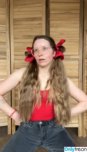 Jessie Cave / jessiecave nude photo #0044
